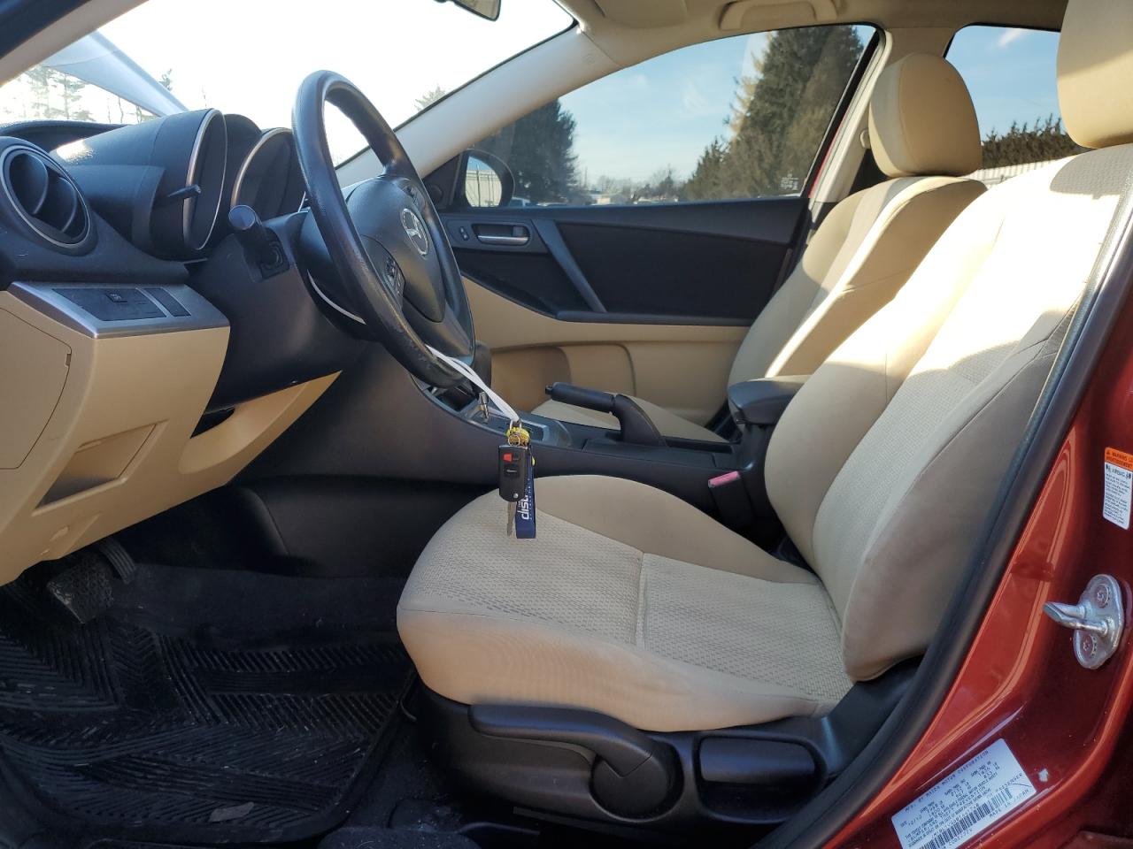 2011 Mazda 3 VIN JM1BL1VG6B1441768 Copart auction photo, rear end / minor dent/scratches damage thumbnail 7