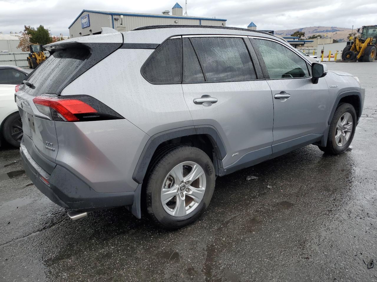 2020 Toyota RAV 4 VIN JTMRWRFV8LD048078 Copart auction photo, rear end damage thumbnail 3