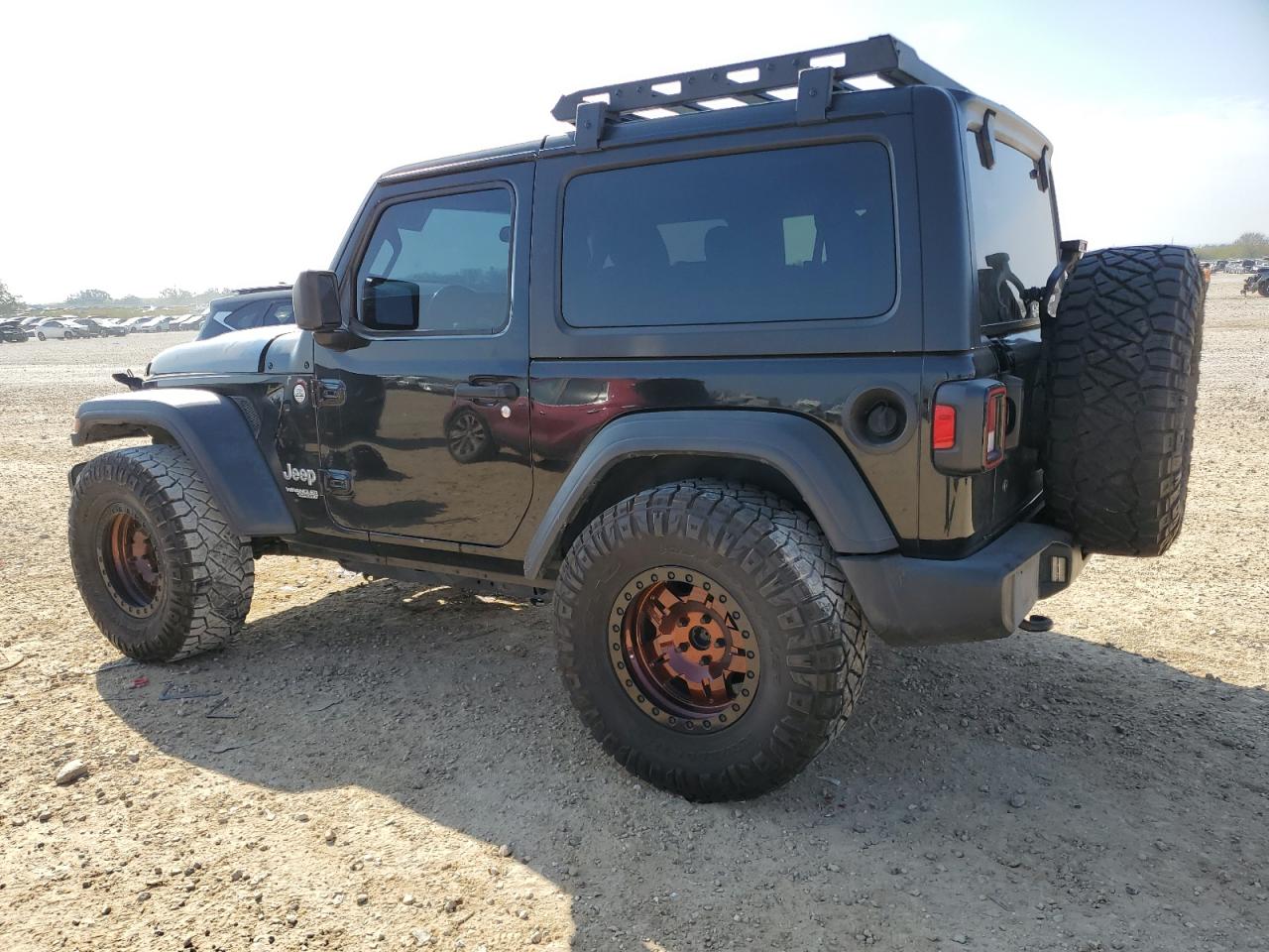 2020 Jeep Wrangler VIN 1C4GJXANXLW204871 Copart auction photo, front end damage thumbnail 2