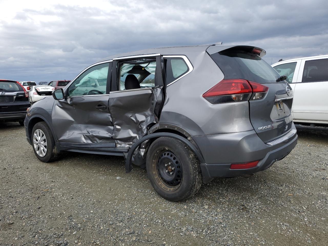 2019 Nissan Rogue VIN 5N1AT2MV1KC833543 Copart auction photo, all over damage thumbnail 2