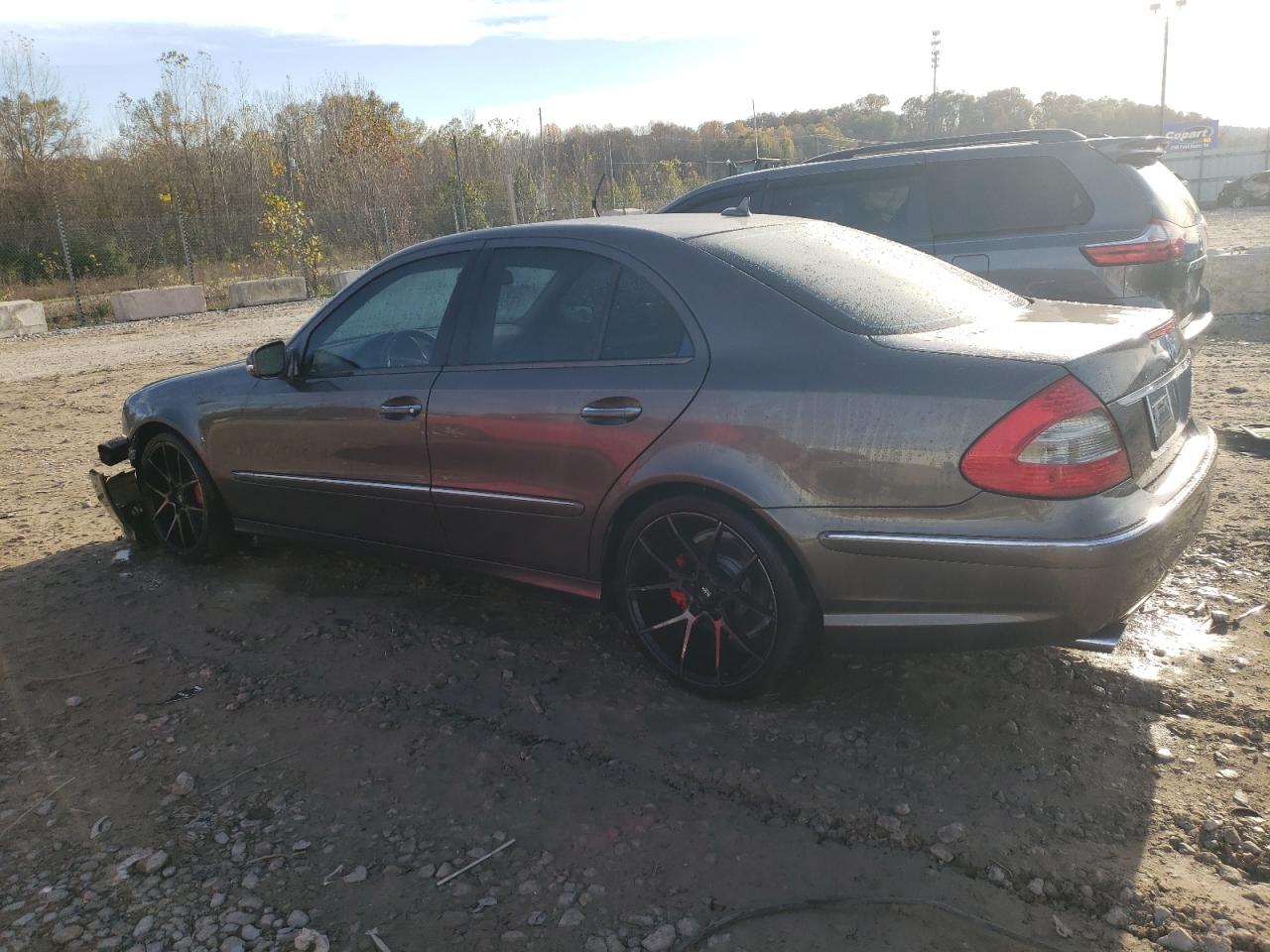 2009 Mercedes-Benz E-klasse VIN WDBUF56X79B424163 Copart auction photo, front end damage thumbnail 2