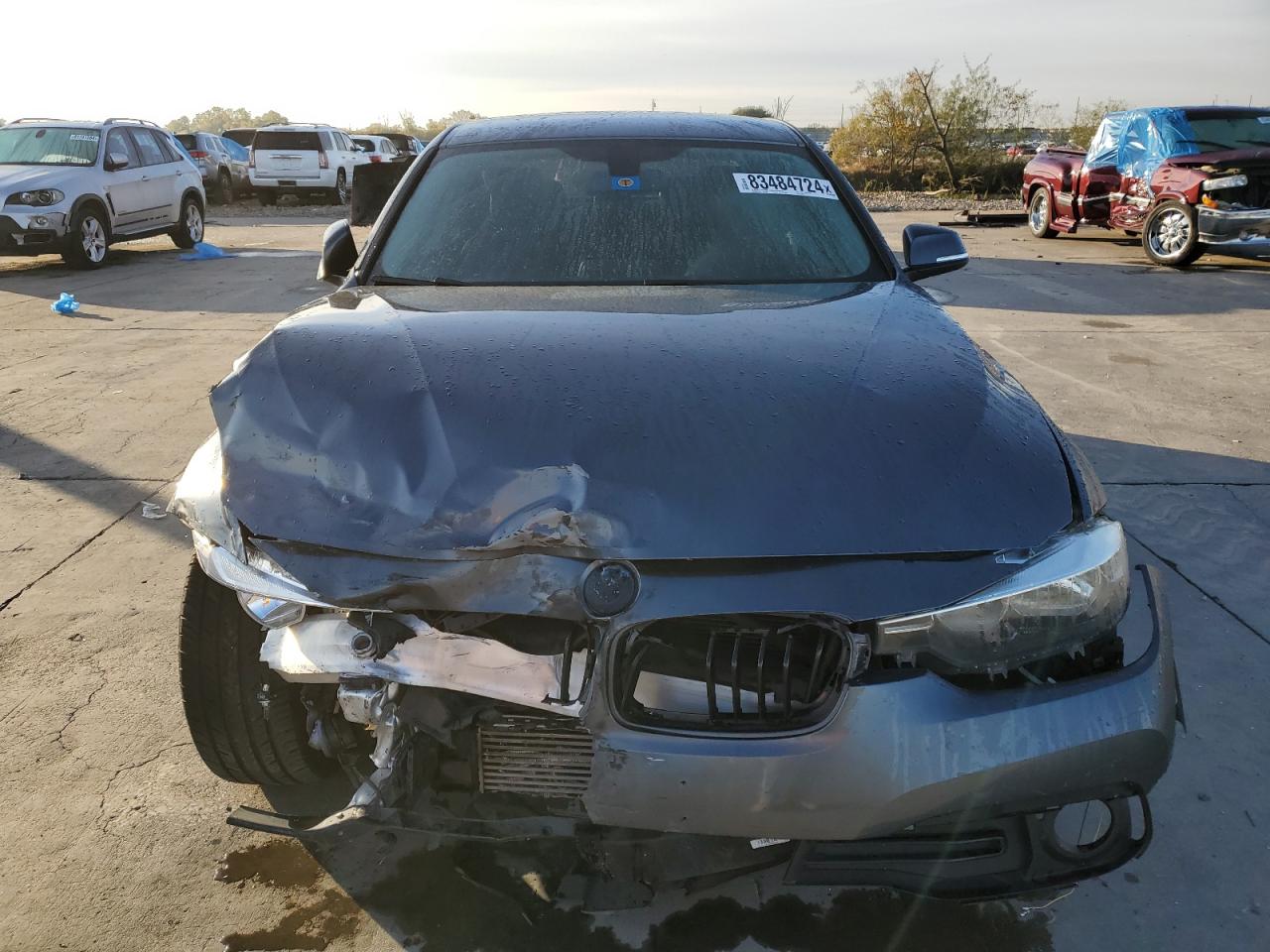 2016 BMW 3er VIN WBA8E1G51GNT36360 Copart auction photo, front end damage thumbnail 5