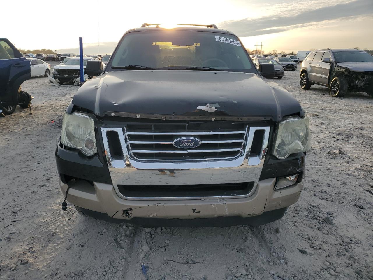 2007 Ford Explorer VIN 1FMEU64E57UA36901 Copart auction photo, front end damage thumbnail 5