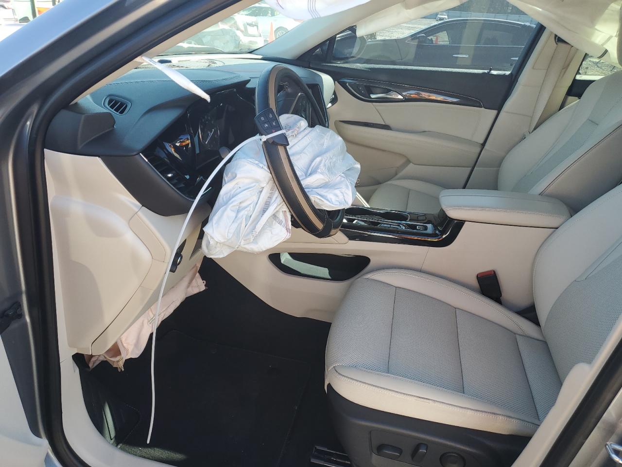 2021 Buick Envision VIN LRBFZNR4XMD190826 Copart auction photo, front end damage thumbnail 7