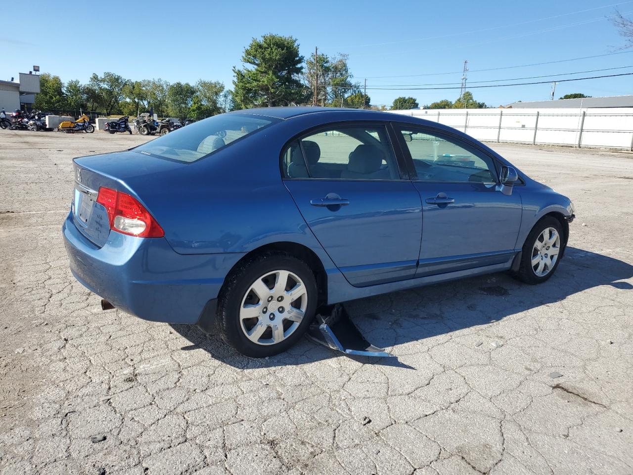 2009 Honda Civic VIN 19XFA16559E001293 Copart auction photo, front end / rear end damage thumbnail 3