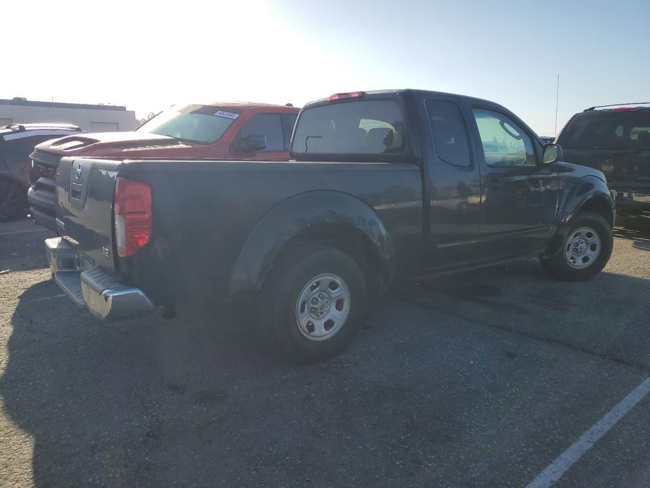 2006 Nissan Navara (Frontier) VIN 1N6BD06T66C457205 Copart auction photo, minor dent/scratches damage thumbnail 3