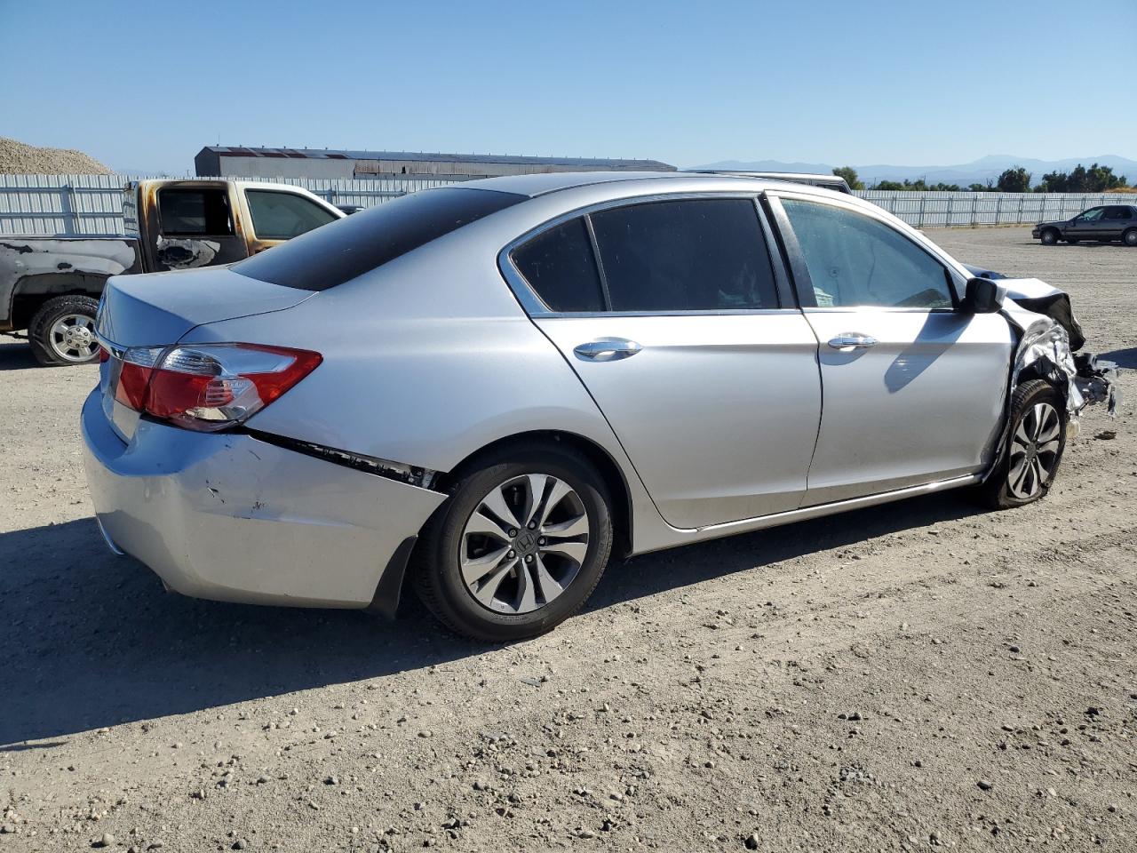 2013 Honda Accord VIN 1HGCR2F32DA044535 Copart auction photo, front end / rear end damage thumbnail 3