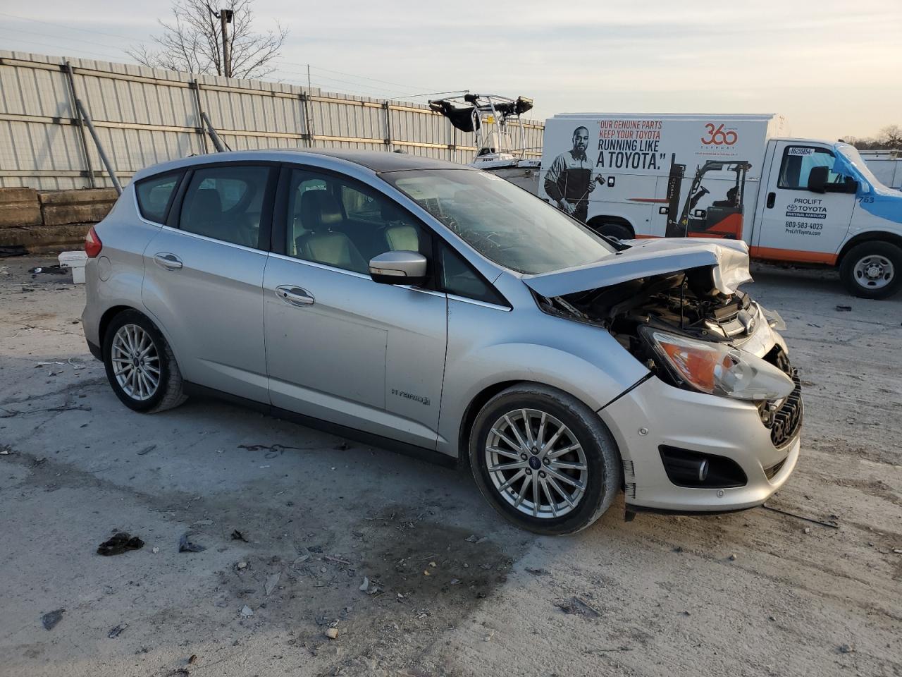 2013 Ford C-MAX VIN 1FADP5BU1DL540672 Copart auction photo, front end / minor dent/scratches damage thumbnail 4
