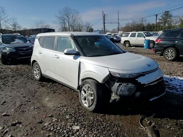 2020 KIA Soul VIN KNDJ23AU6L7008276 Copart auction photo, front end / side damage thumbnail 11