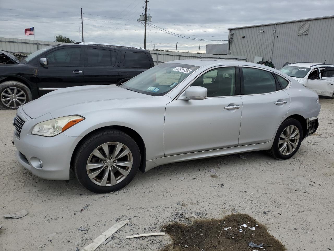 2012 Infiniti M VIN JN1BY1AR5CM395605