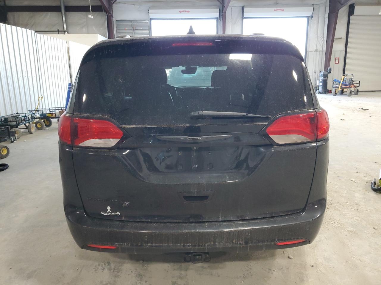 2019 Chrysler Pacifica VIN 2C4RC1EG8KR569360 Copart auction photo, side damage thumbnail 6
