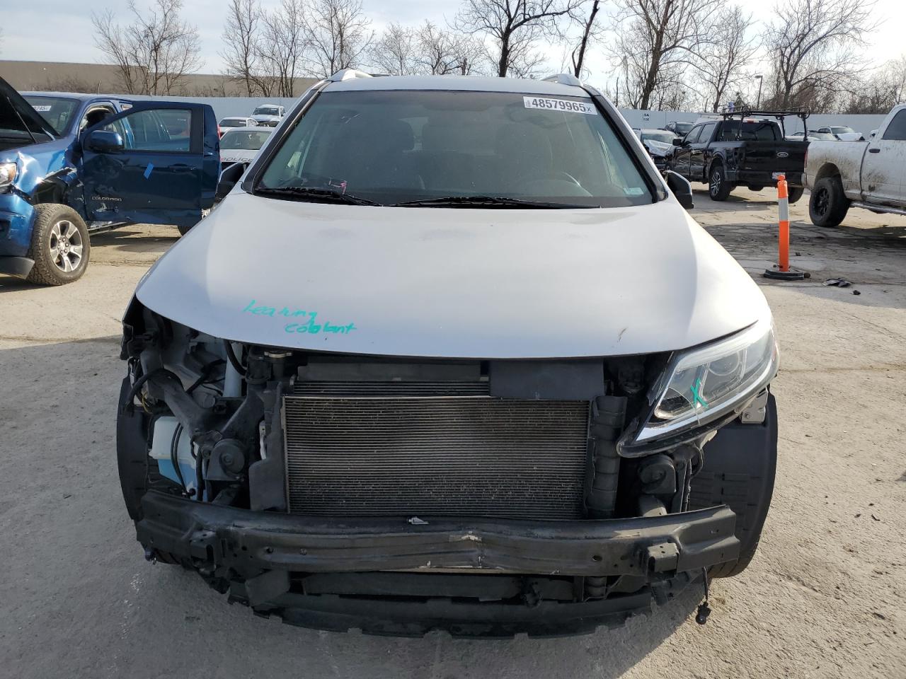 2015 KIA Sorento VIN 5XYKT3A67FG560928 Copart auction photo, front end damage thumbnail 5