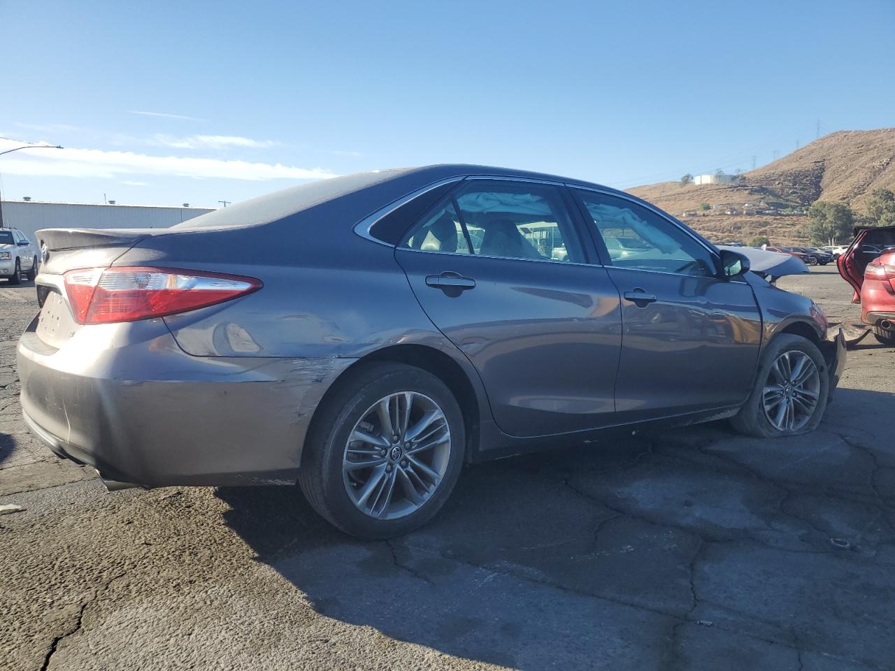 2015 Toyota Camry VIN 4T1BF1FK6FU071478 Copart auction photo, front end / side damage thumbnail 3