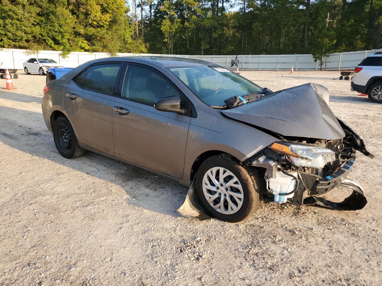 2018 Toyota Corolla VIN 2T1BURHE5JC097687 Copart auction photo, front end damage thumbnail 4