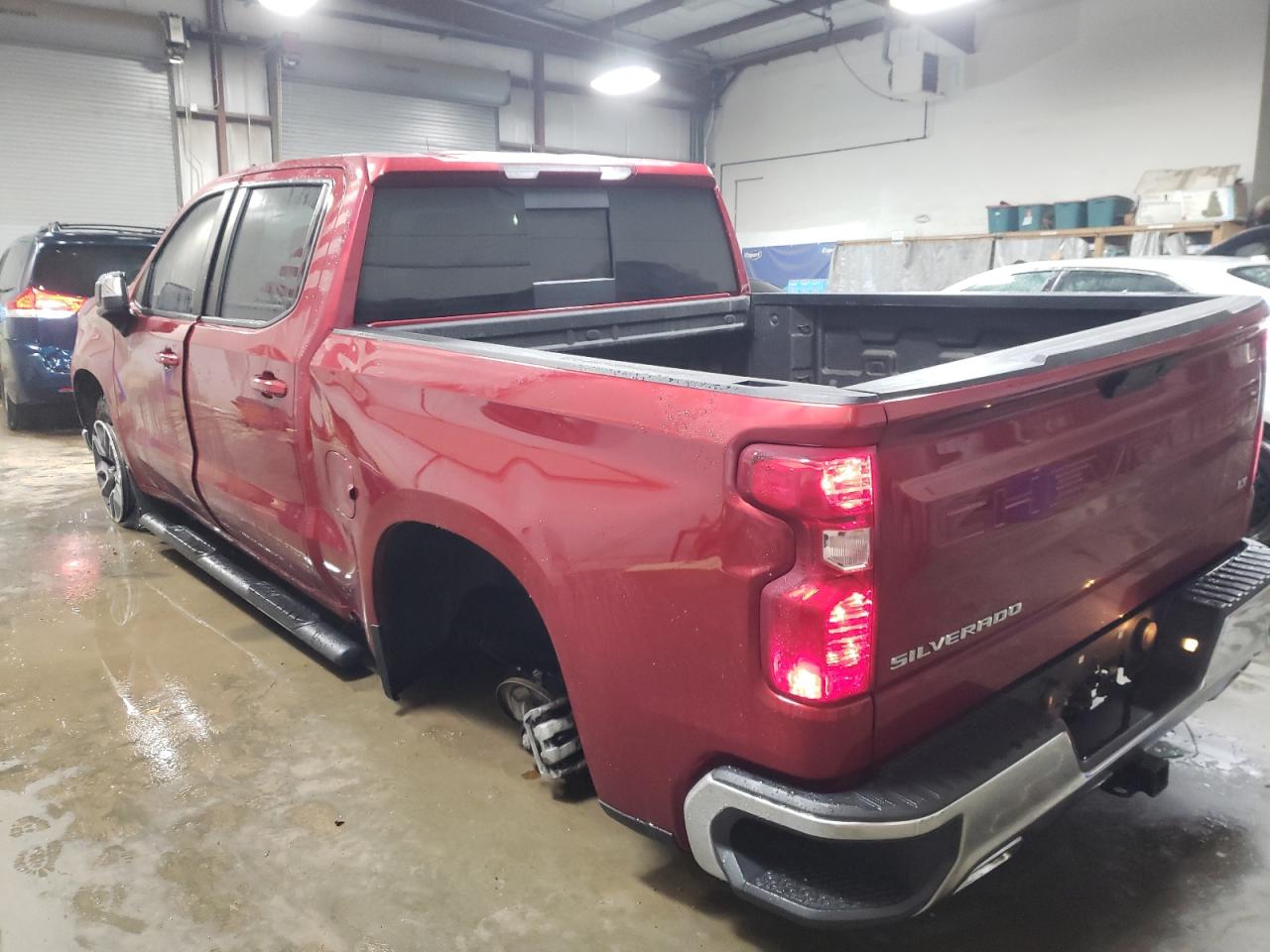 2021 Chevrolet Silverado VIN 3GCUYDET5MG238738 Copart auction photo, rear end / side damage thumbnail 2