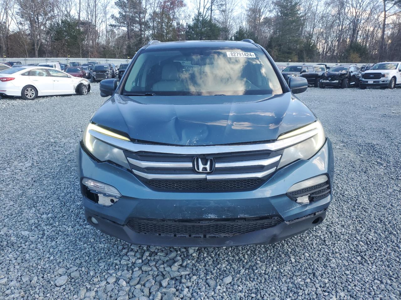 2016 Honda Pilot VIN 5FNYF5H75GB037332 Copart auction photo, front end / rear end damage thumbnail 5
