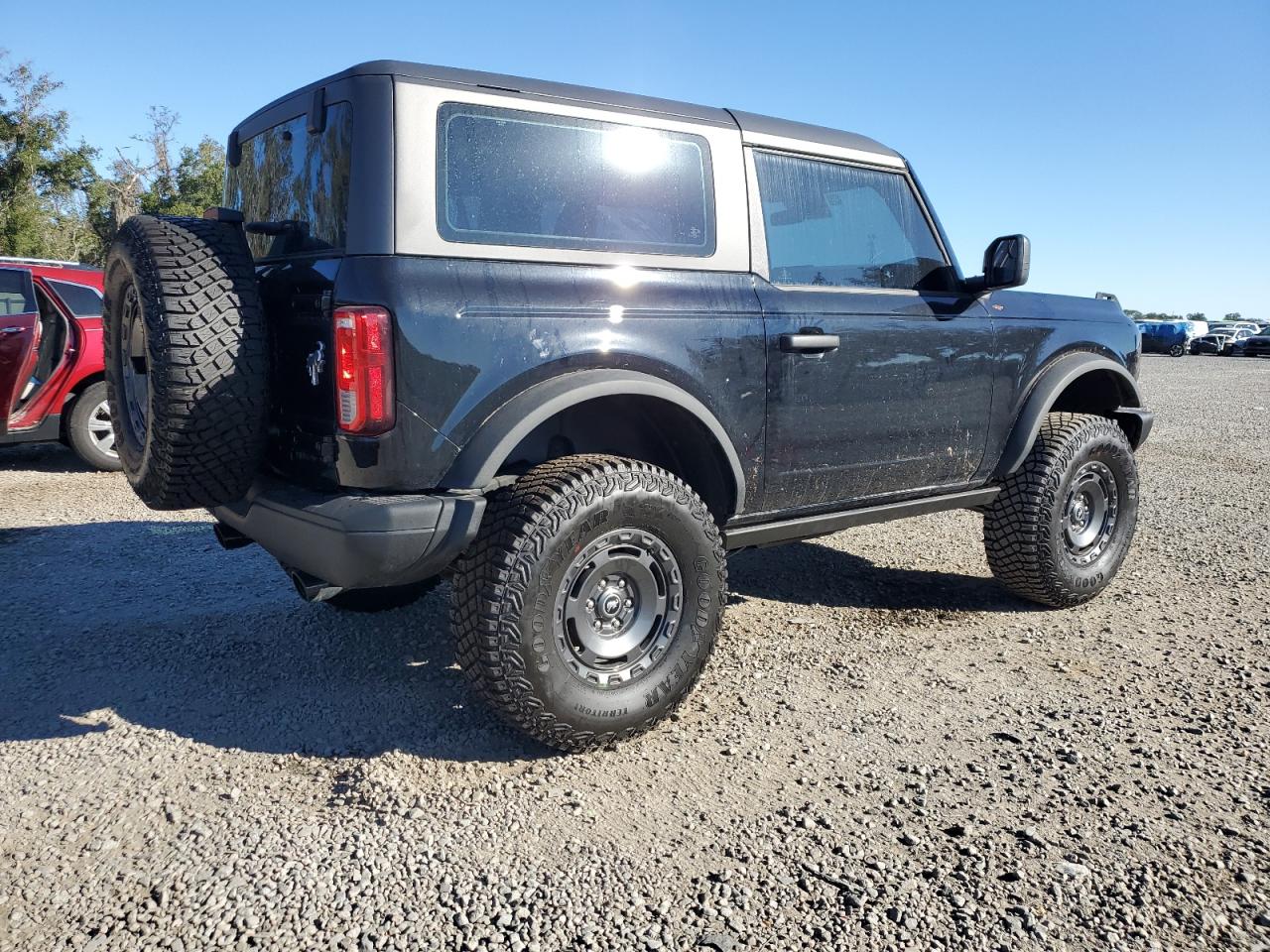 2023 Ford Bronco VIN 1FMDE5AH2PLA91748 Copart auction photo, water/flood damage thumbnail 3
