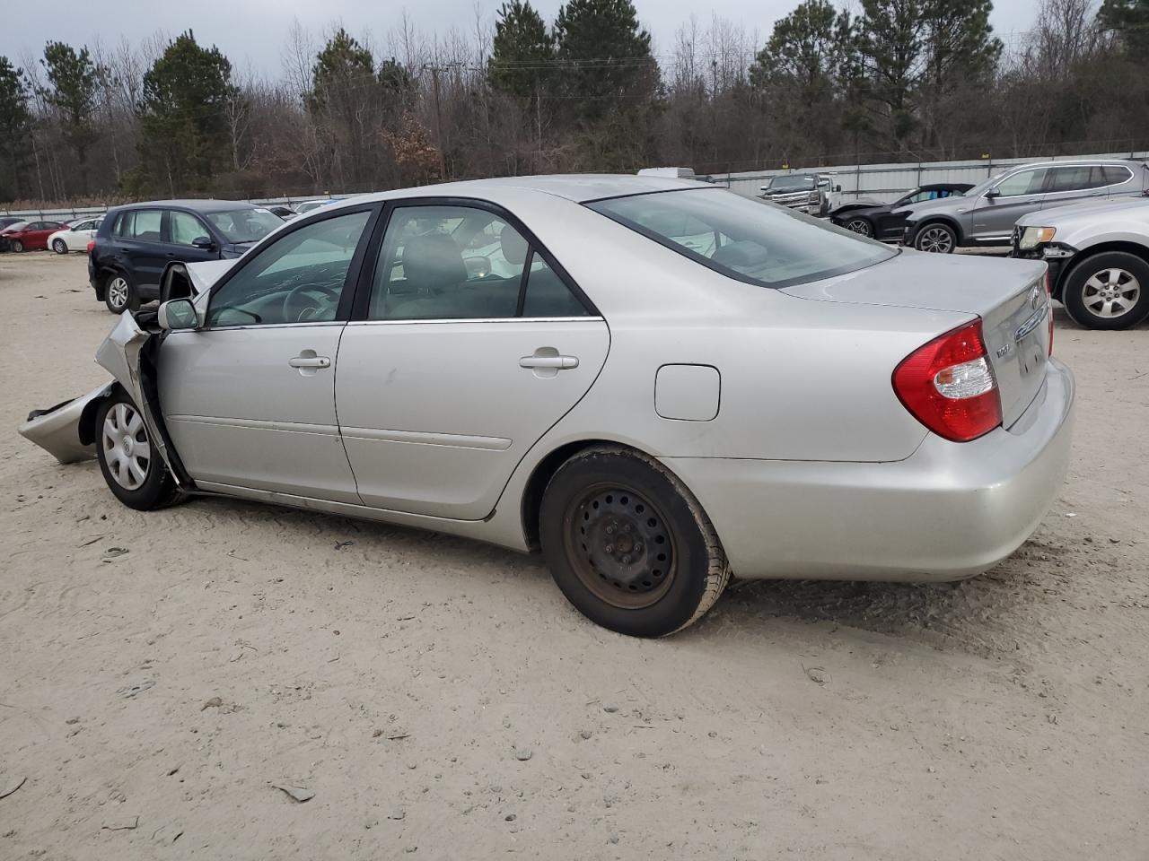 2003 Toyota Camry VIN 4T1BE32K93U710176 Copart auction photo, front end / minor dent/scratches damage thumbnail 2