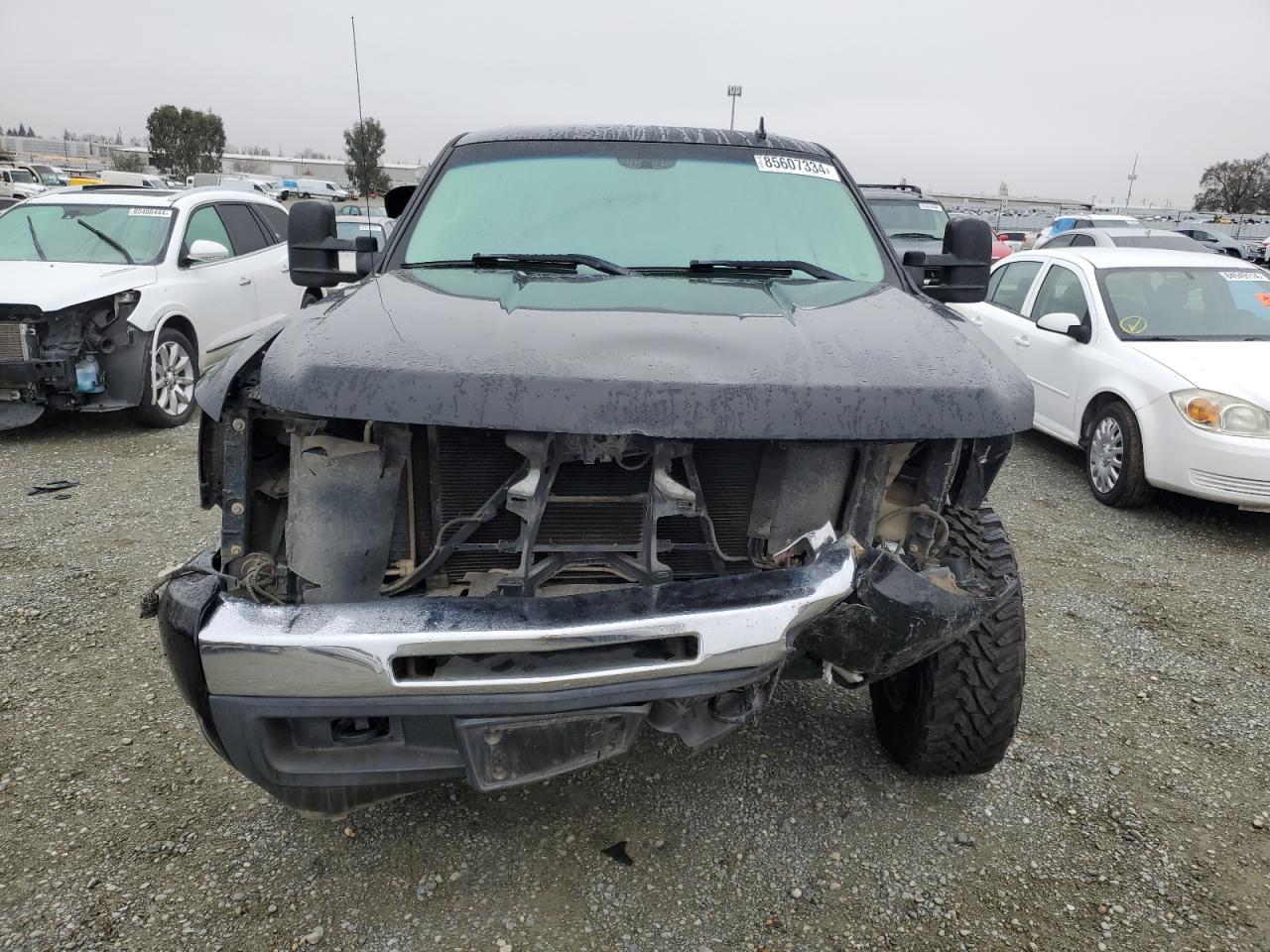 2011 Chevrolet Silverado VIN 3GCPKSE37BG121789 Copart auction photo, front end / side damage thumbnail 5