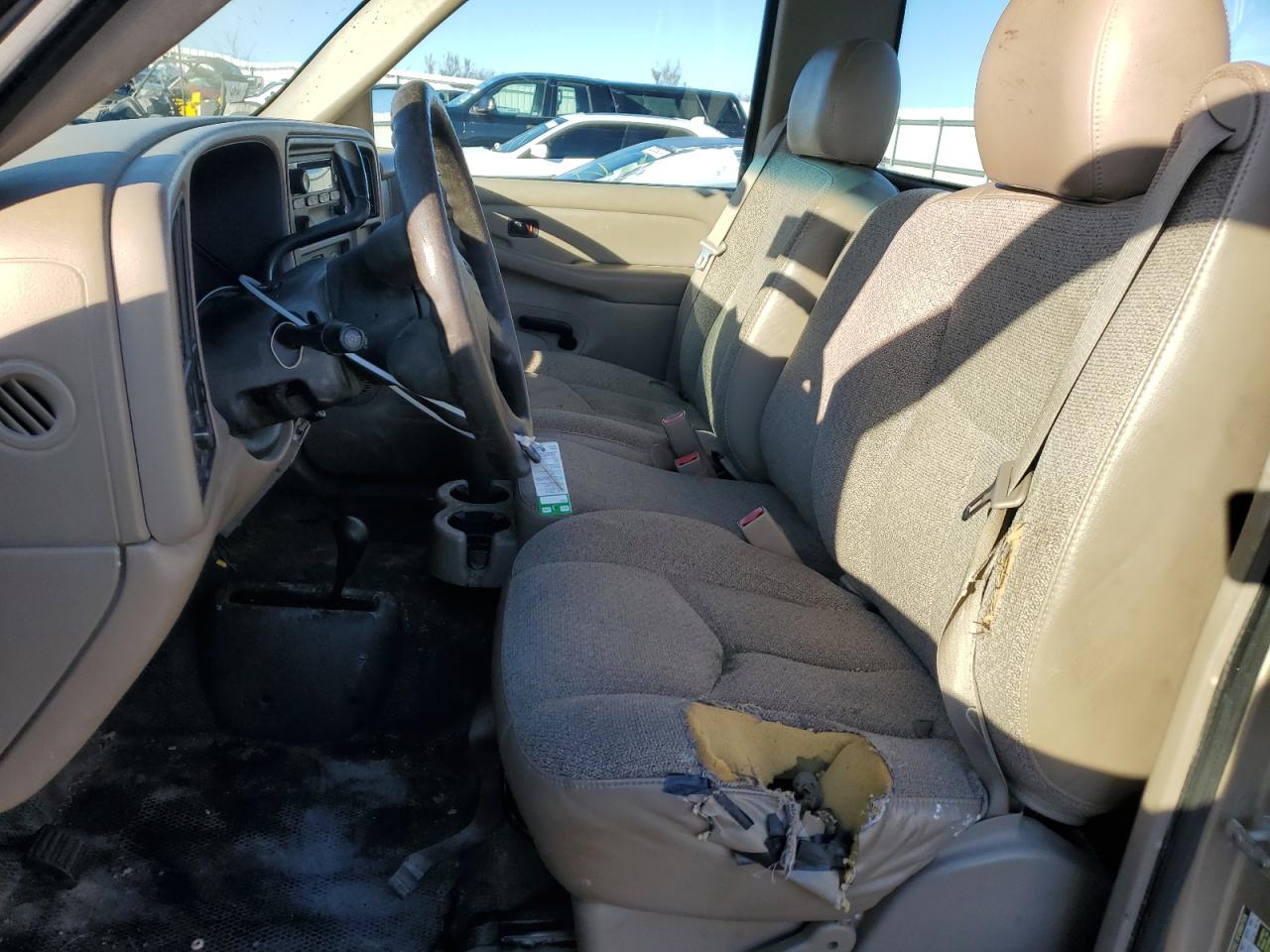 2004 GMC Sierra VIN 1GTHK24U14E398298 Copart auction photo, front end damage thumbnail 7