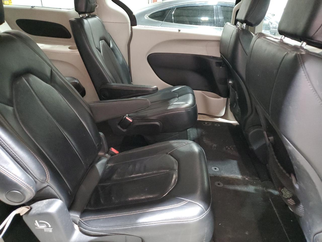 2020 Chrysler Pacifica VIN 2C4RC1BG8LR177078 Copart auction photo, side damage thumbnail 11