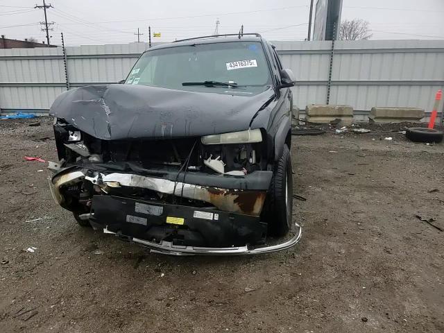 2002 Chevrolet Suburban VIN 3GNGK26U62G171646 Copart auction photo, front end / rear end damage thumbnail 12