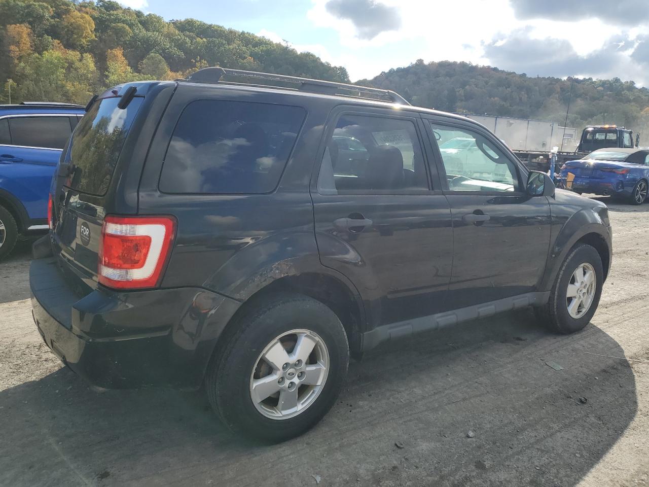 2011 Ford Escape VIN 1FMCU9D73BKA79924 Copart auction photo, front end damage thumbnail 3