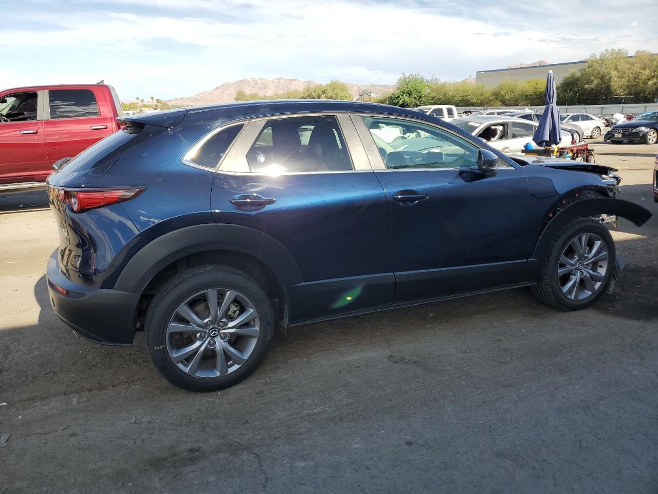 2021 Mazda CX-30 VIN 3MVDMBCL3MM245576 Copart auction photo, front end damage thumbnail 3
