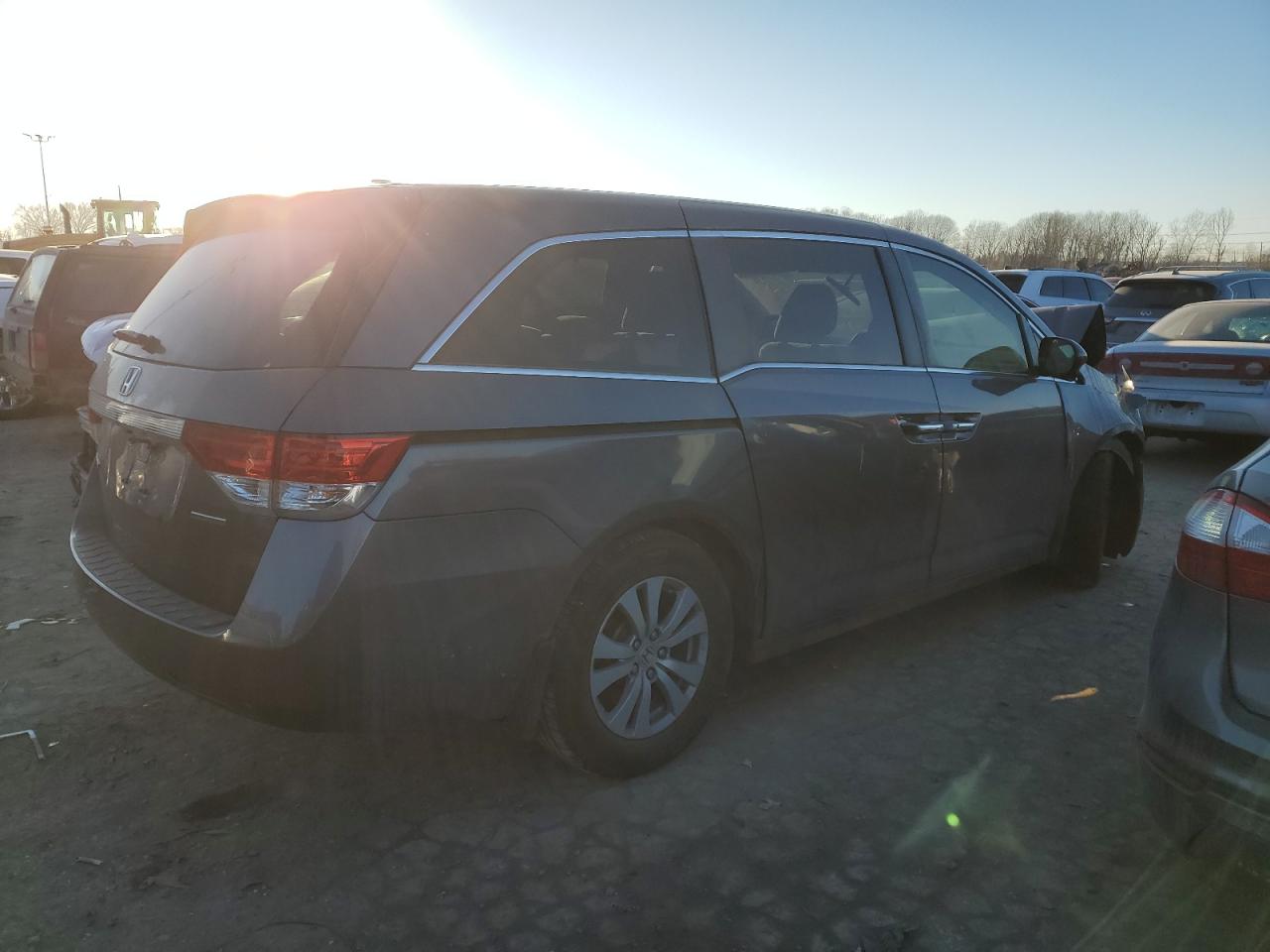 2017 Honda Odyssey VIN 5FNRL5H36HB003749 Copart auction photo, front end damage thumbnail 3