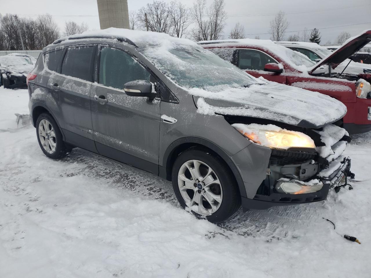 2013 Ford Escape VIN 1FMCU0H92DUB87918 Copart auction photo, front end damage thumbnail 4