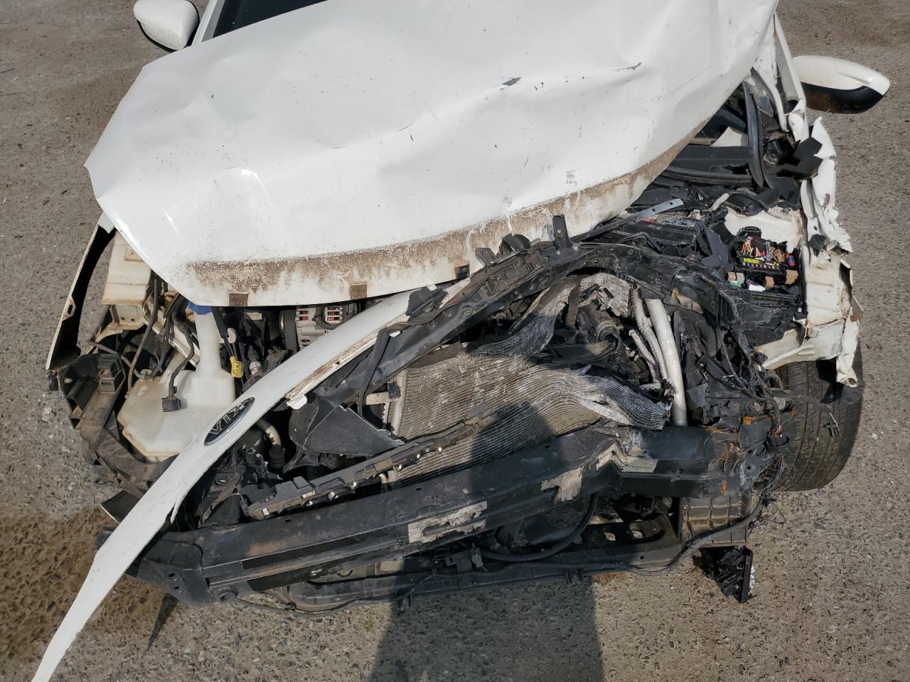2018 KIA Forte VIN 3KPFK4A70JE202420 Copart auction photo, front end / minor dent/scratches damage thumbnail 11