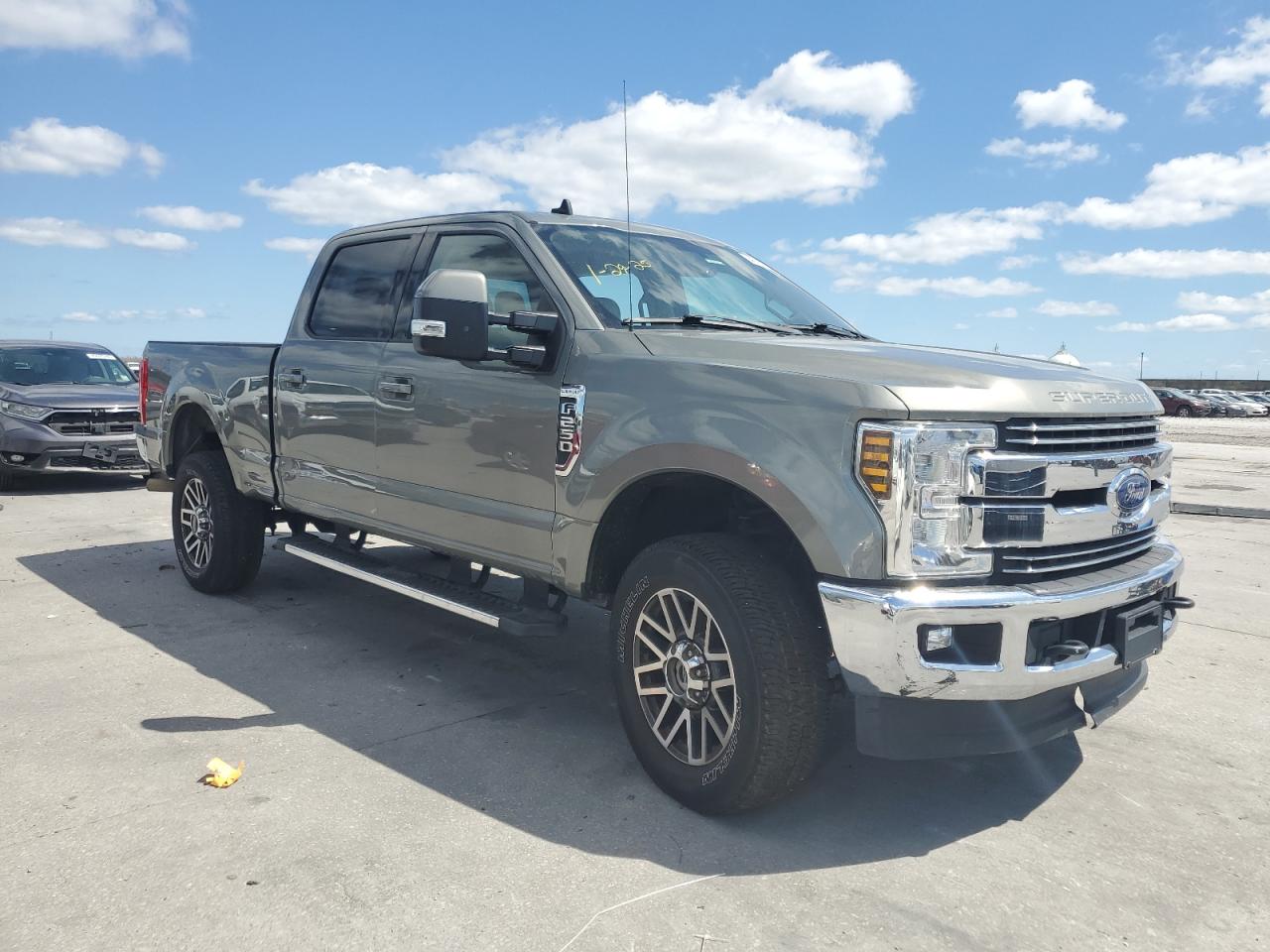 2019 Ford F250 VIN 1FT7W2B65KEC95614 Copart auction photo, vandalism / water/flood damage thumbnail 4