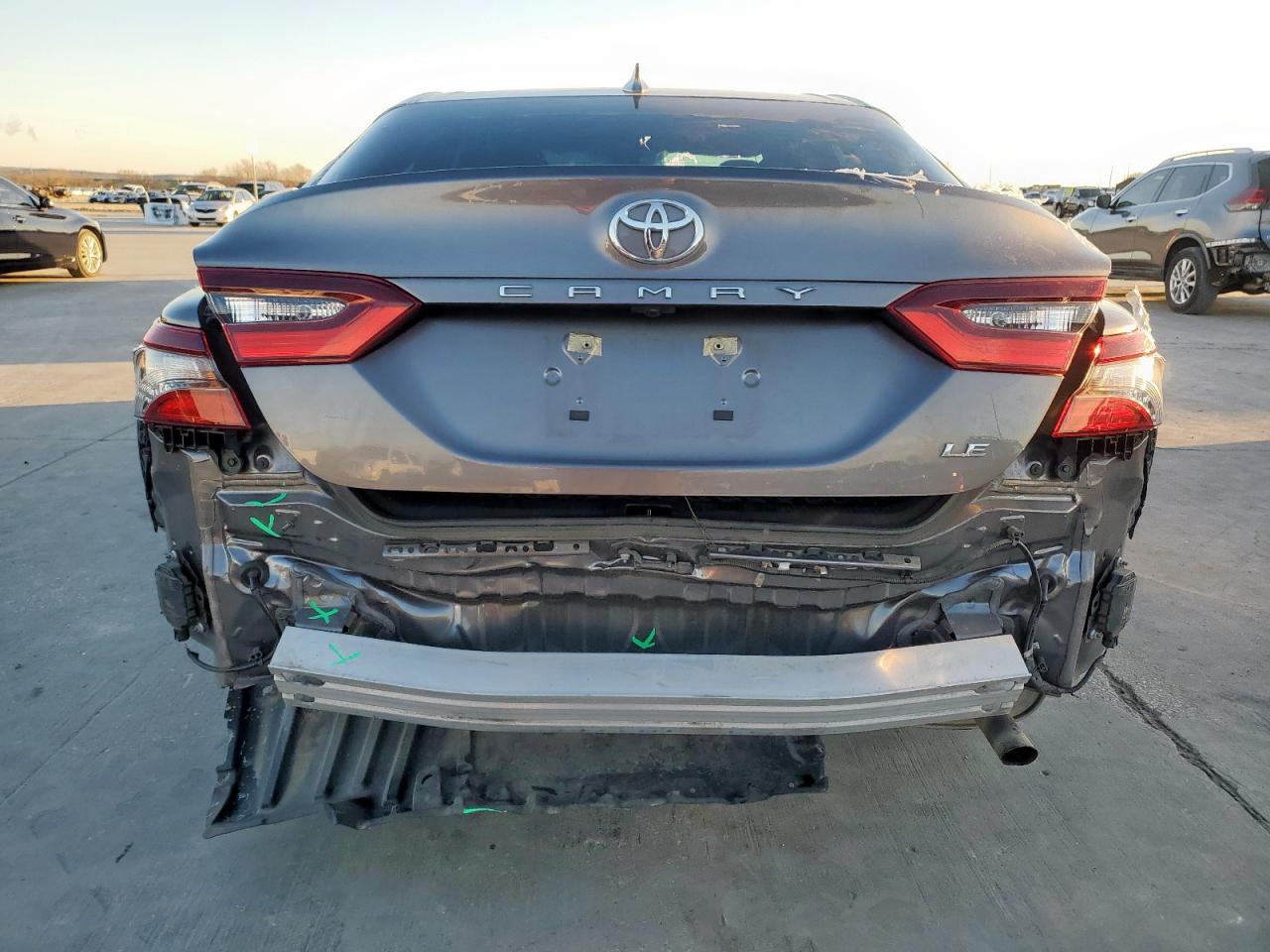 2022 Toyota Camry VIN 4T1R11AK7NU706386 Copart auction photo, rear end damage thumbnail 6