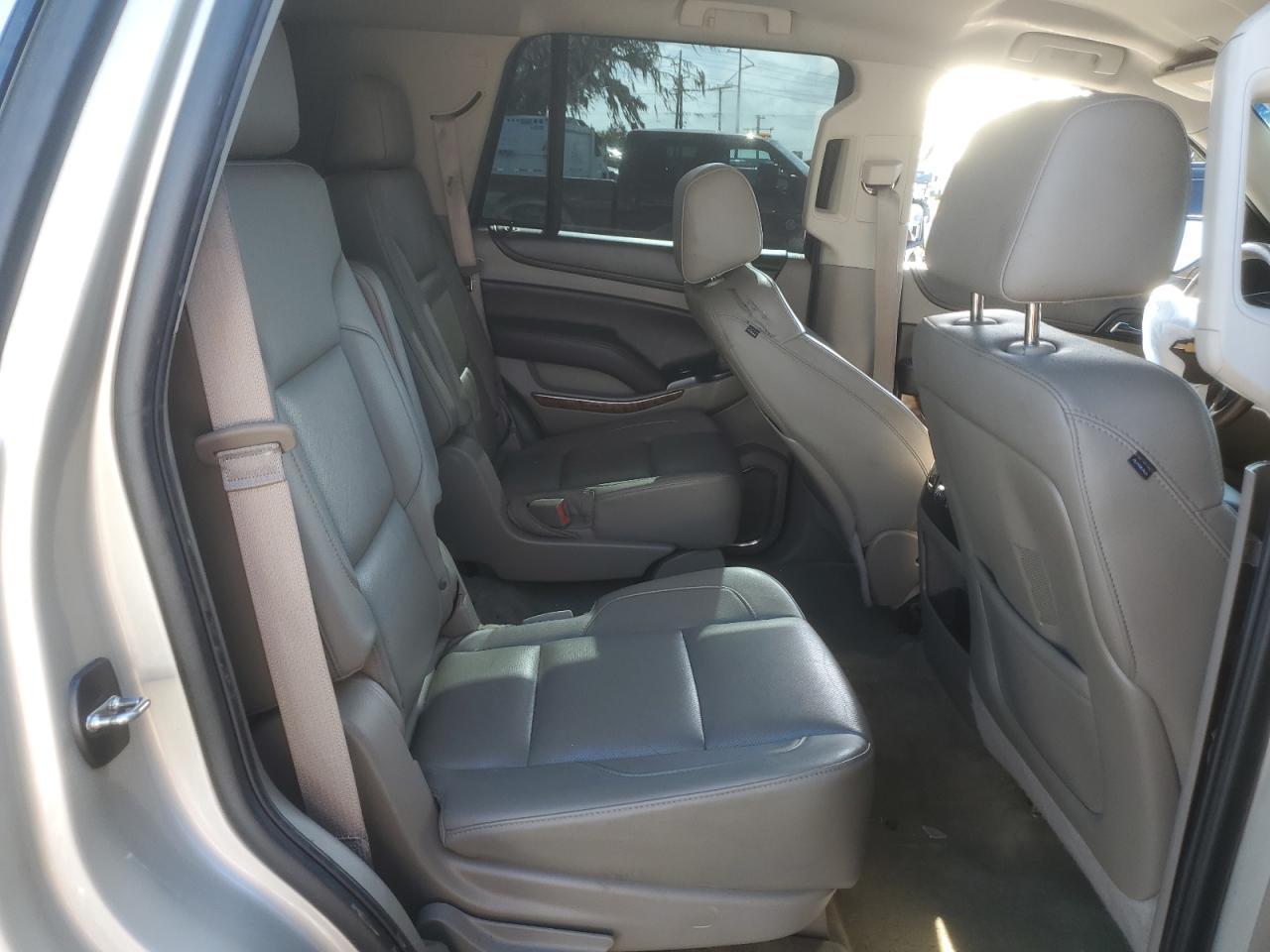 2015 Chevrolet Tahoe VIN 1GNSCCKC0FR656266 Copart auction photo, front end damage thumbnail 11