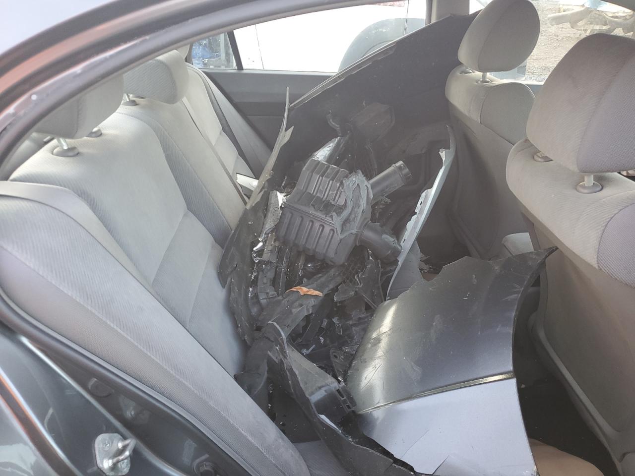 2009 Honda Civic VIN 2HGFA16589H325005 Copart auction photo, biohazard/chemical / front end damage thumbnail 10