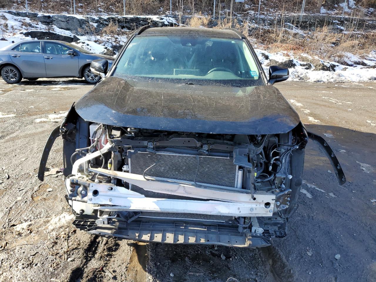 2019 Toyota RAV 4 VIN 2T3G1RFV3KW022575 Copart auction photo, front end / minor dent/scratches damage thumbnail 5