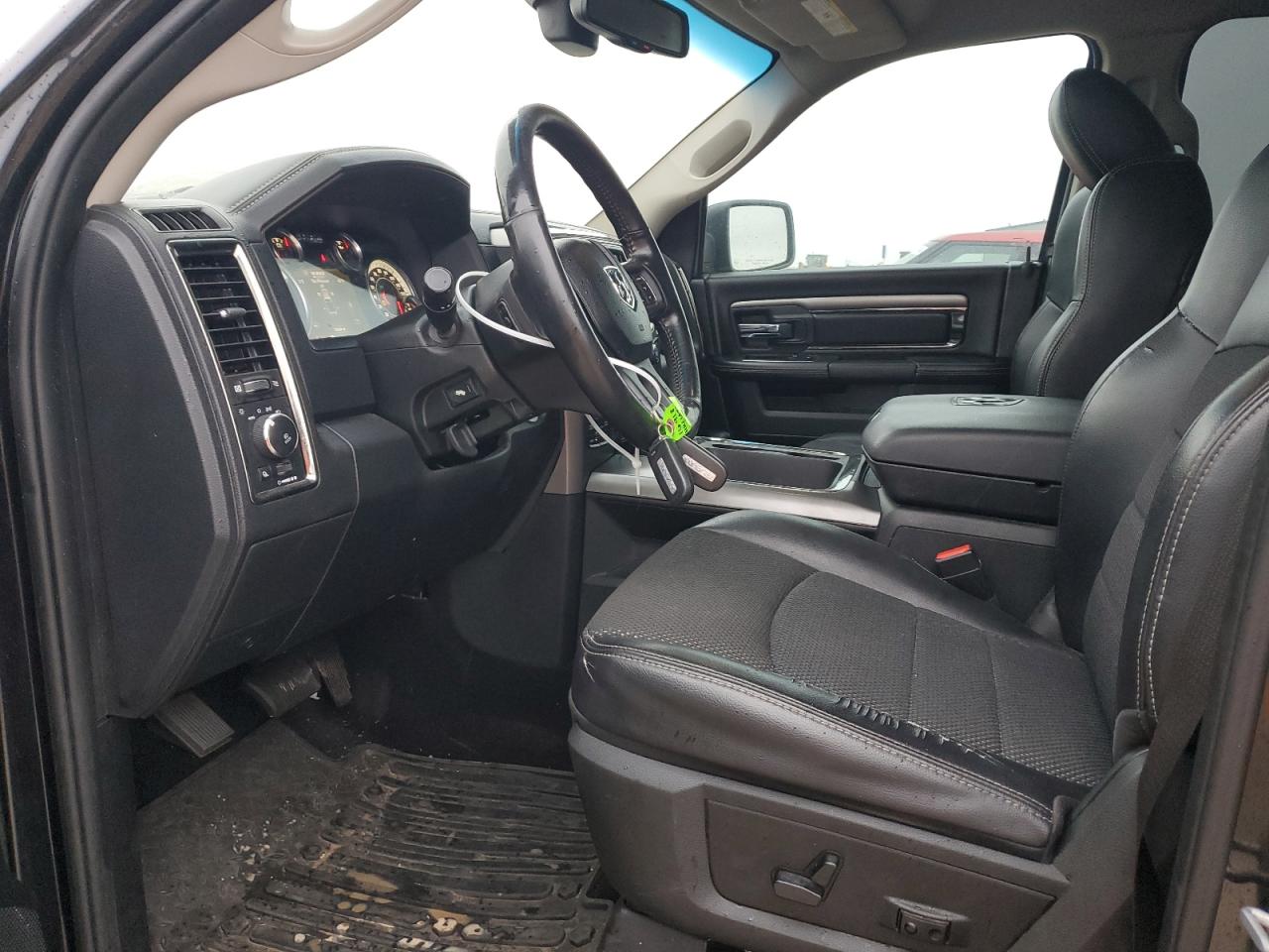2017 RAM 1500 VIN 1C6RR7MT7HS838186 Copart auction photo, side / rear end damage thumbnail 7