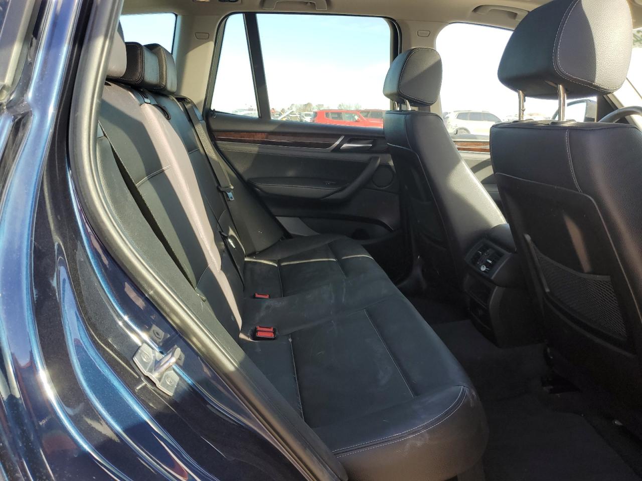 2017 BMW X3 VIN 5UXWZ7C3XH0V90930 Copart auction photo, front end / minor dent/scratches damage thumbnail 11