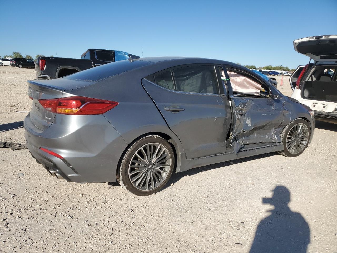 2018 Hyundai Elantra VIN KMHD04LB2JU531373 Copart auction photo, side damage thumbnail 3