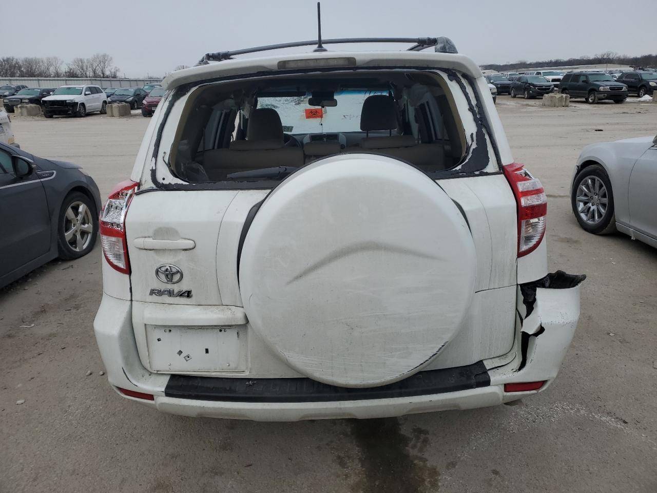 2011 Toyota RAV 4 VIN JTMZF4DV0B5032942 Copart auction photo, all over damage thumbnail 6