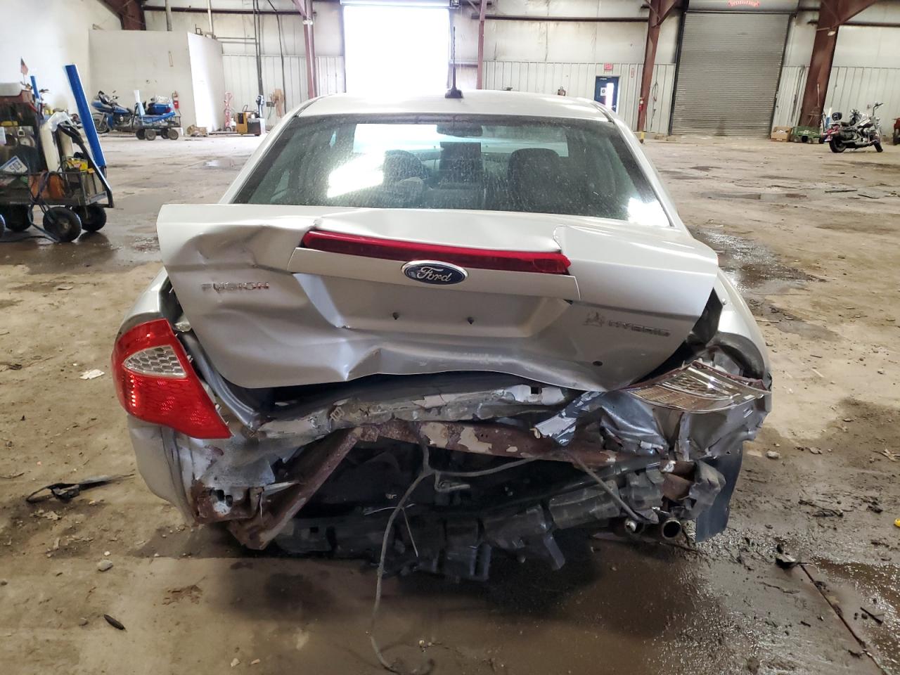 2011 Ford Fusion VIN 3FADP0L39BR291612 Copart auction photo, front end / rear end damage thumbnail 6