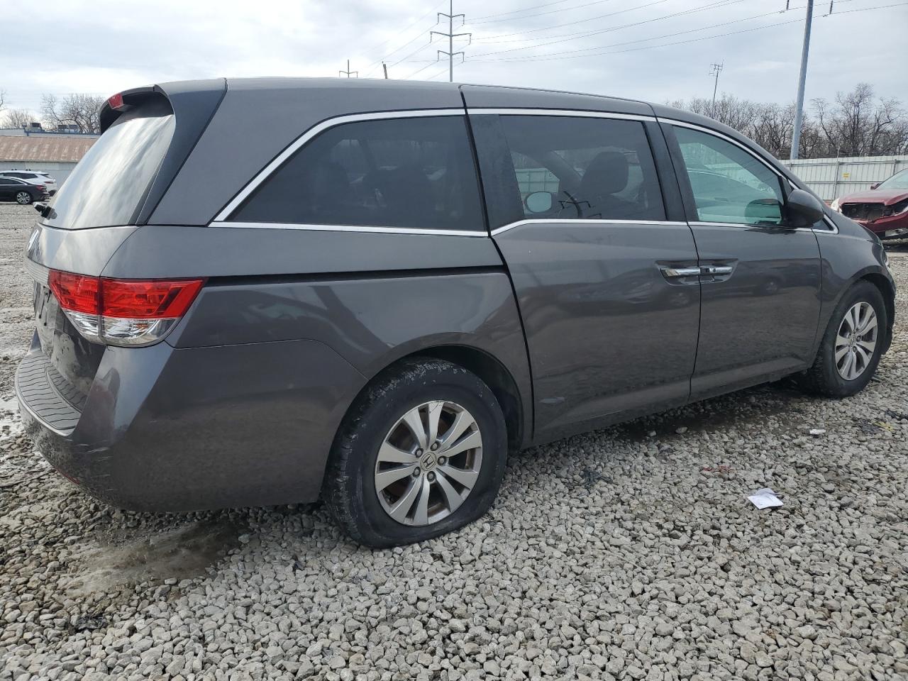 2016 Honda Odyssey VIN 5FNRL5H62GB069188 Copart auction photo, front end / minor dent/scratches damage thumbnail 3