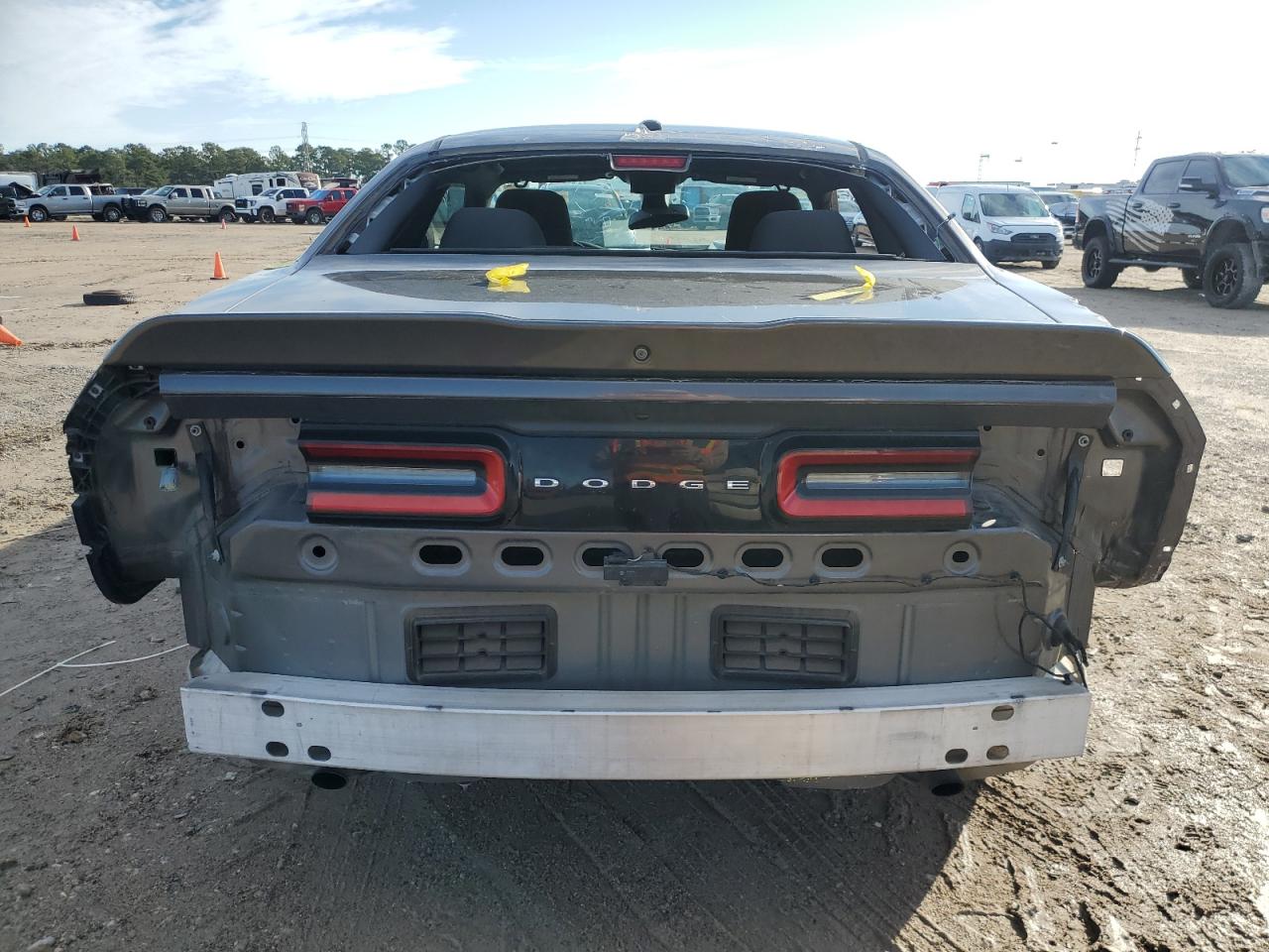 2019 Dodge Challenger VIN 2C3CDZAG8KH557467 Copart auction photo, all over damage thumbnail 6