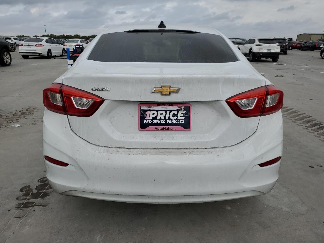 2019 Chevrolet Cruze VIN 1G1BC5SM7K7104047 Copart auction photo, front end damage thumbnail 6