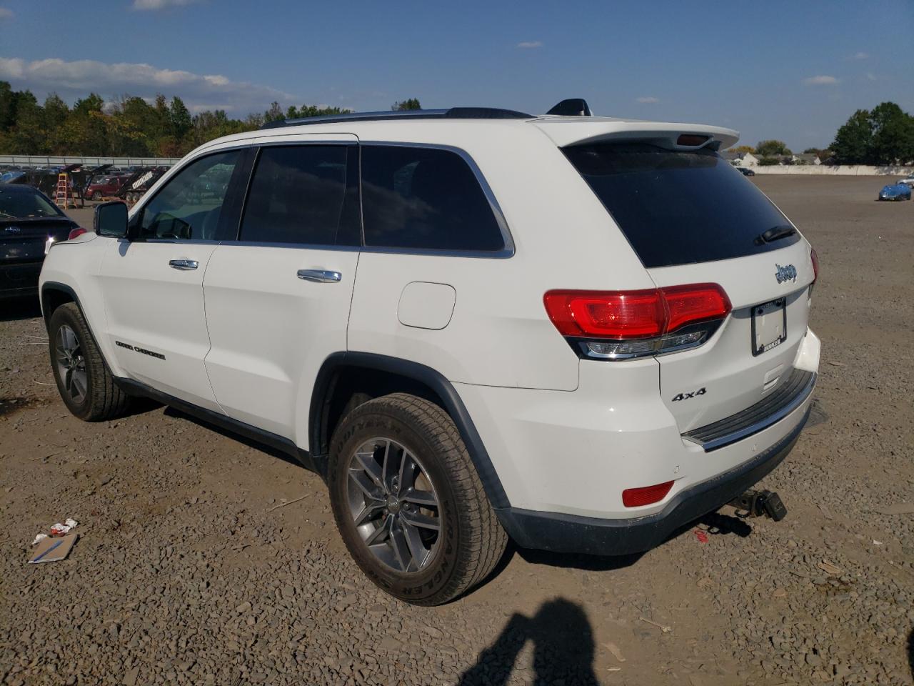 2017 Jeep Grand Cherokee VIN 1C4RJFBG1HC760689 Copart auction photo, side / front end damage thumbnail 2