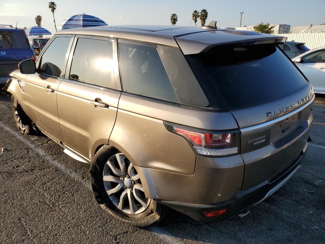 2016 Land Rover Range Rover VIN SALWR2EFXGA548013 Copart auction photo, all over damage thumbnail 2