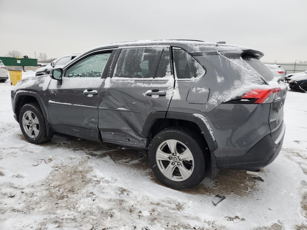 2022 Toyota RAV 4 VIN 2T3P1RFV7NC277235 Copart auction photo, side / minor dent/scratches damage thumbnail 2