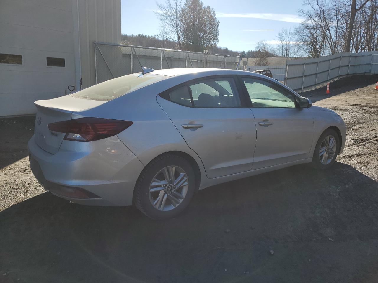 2019 Hyundai Elantra VIN 5NPD84LF9KH438328 Copart auction photo, side / minor dent/scratches damage thumbnail 3