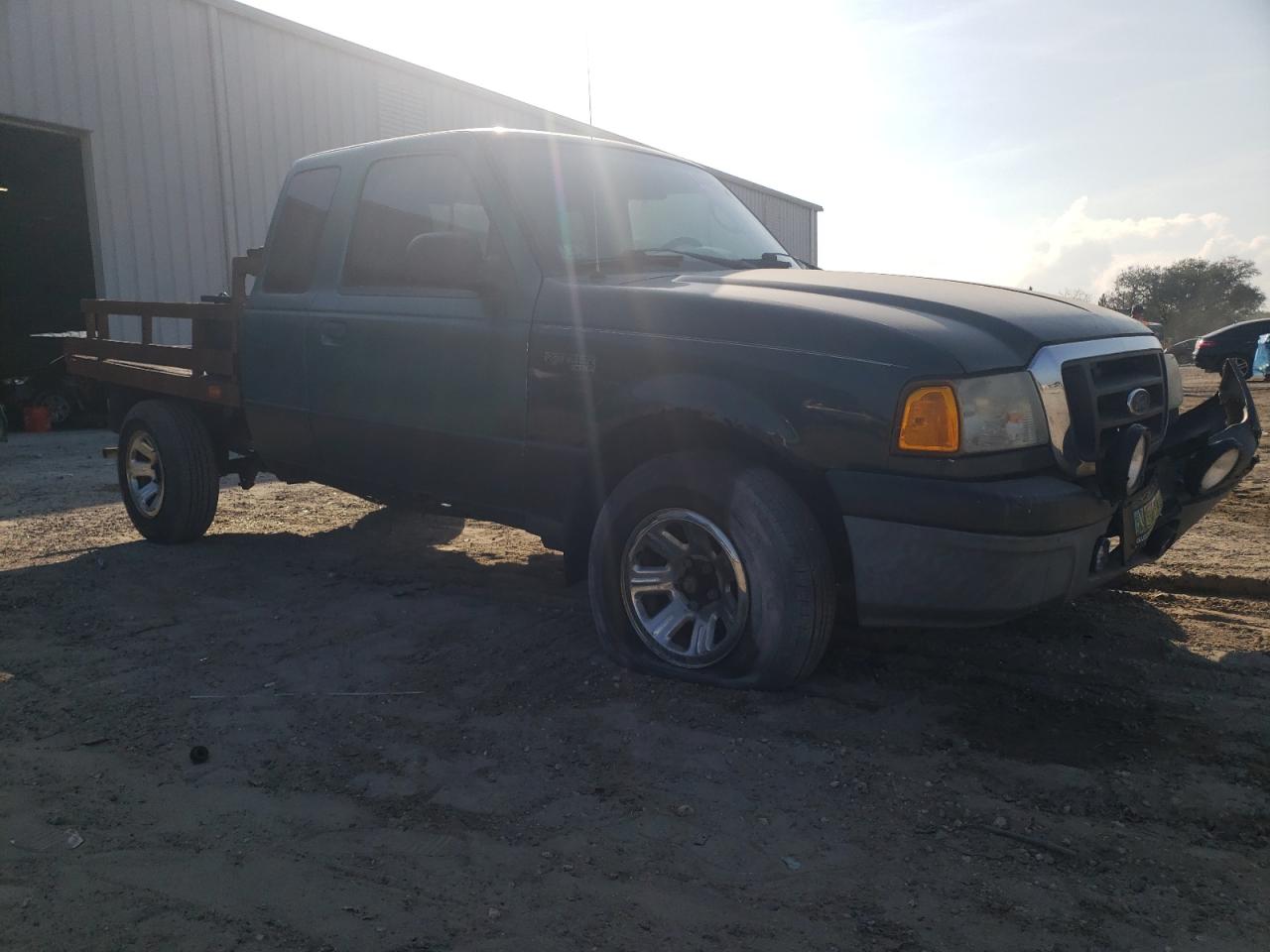 2004 Ford Ranger VIN 1FTYR44U44PA23341 Copart auction photo, front end damage thumbnail 4