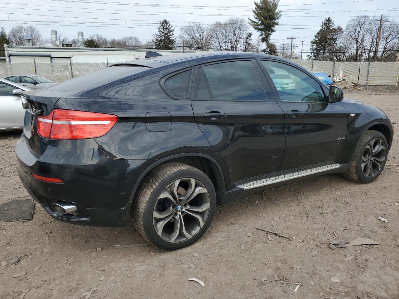 2011 BMW X6 VIN 5UXFG2C55BLX06454 Copart auction photo, side / rear end damage thumbnail 3